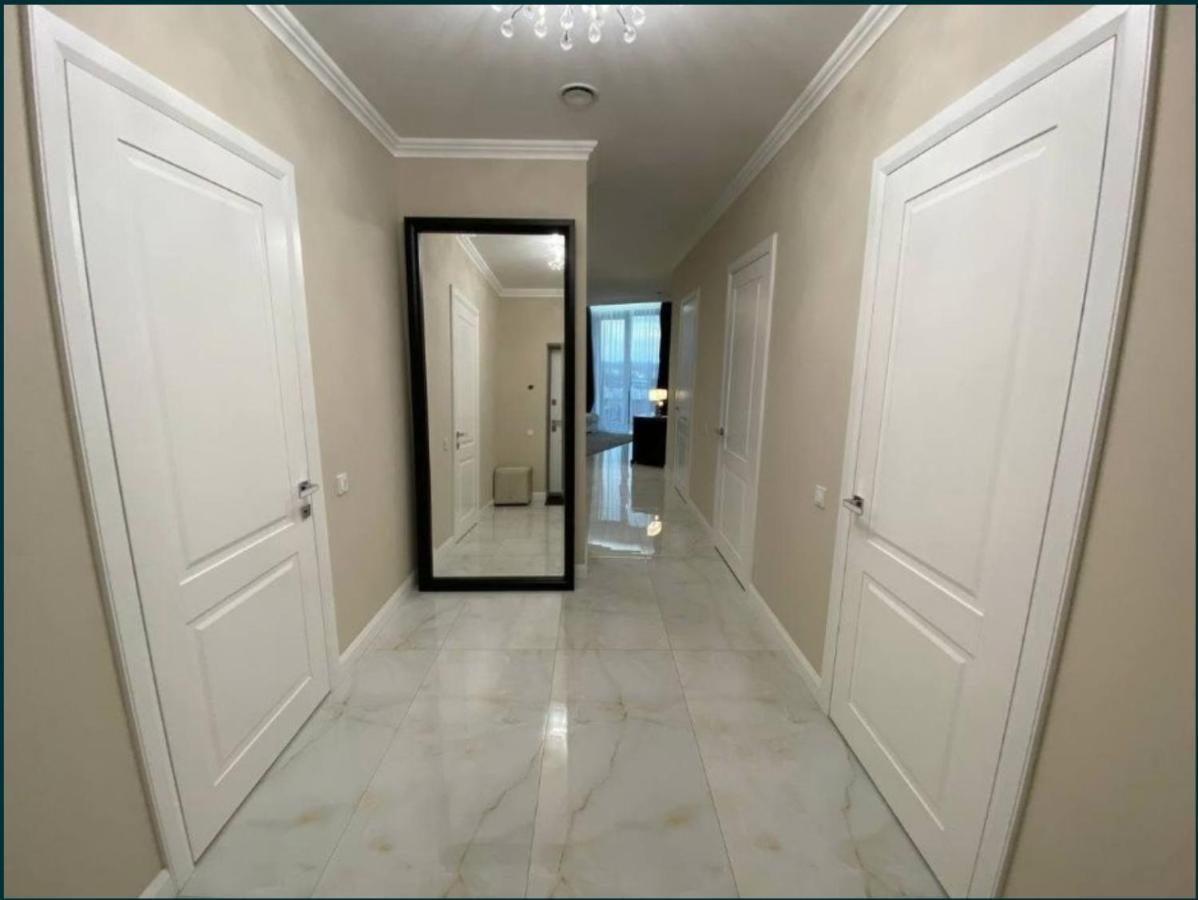Lux 1-Bedroom Panoramic View Most City Center Area Dnipro Ngoại thất bức ảnh