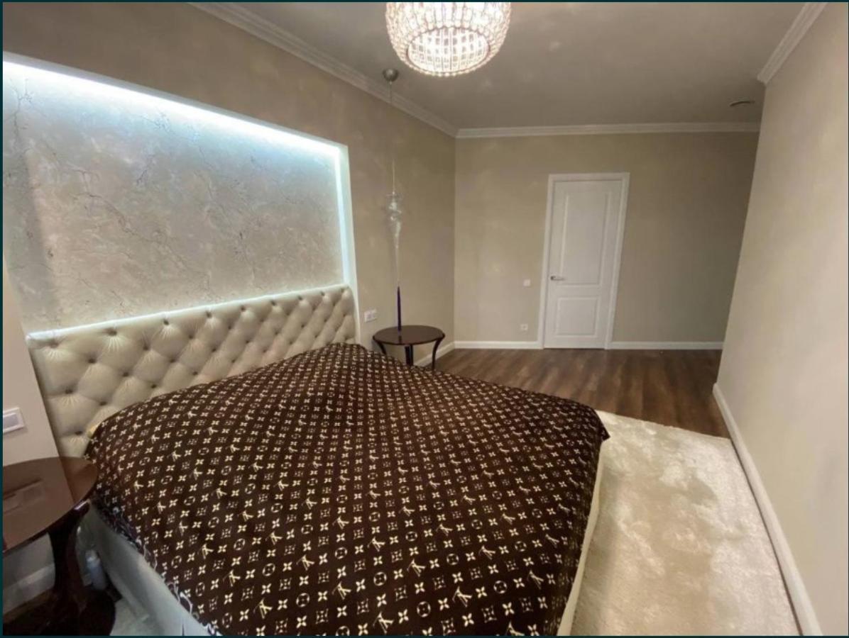 Lux 1-Bedroom Panoramic View Most City Center Area Dnipro Ngoại thất bức ảnh
